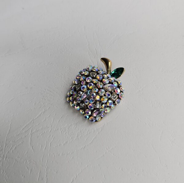 Apple Brooche