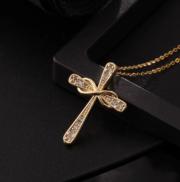 Cross Pendant Necklace