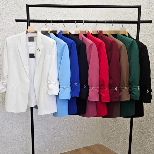 Plus Peak Lapel Brooche Detail Blazer, Pink