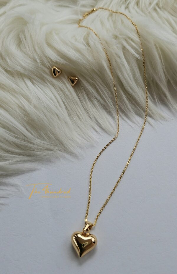 Love Shape Earring & Pendant Set