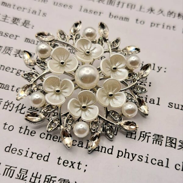 Pearl Flower Brooche, Silver