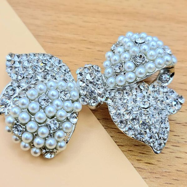 Bow Brooche, Silver