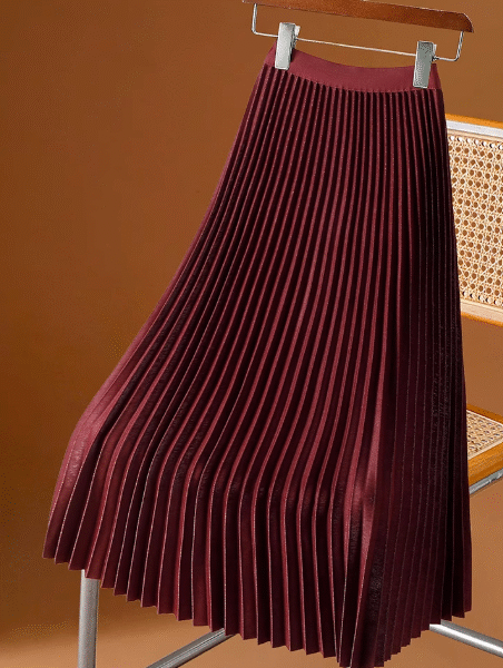 Solid Colour Pleated Skirt, Wine