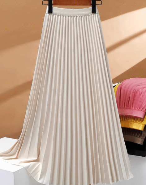 Solid Colour Pleated Skirt, Off white