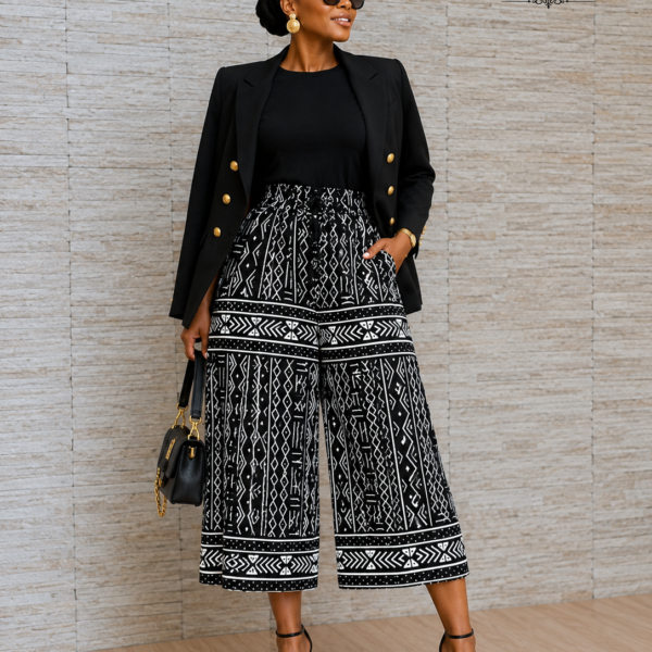 White & Black Tribal Capri Pant